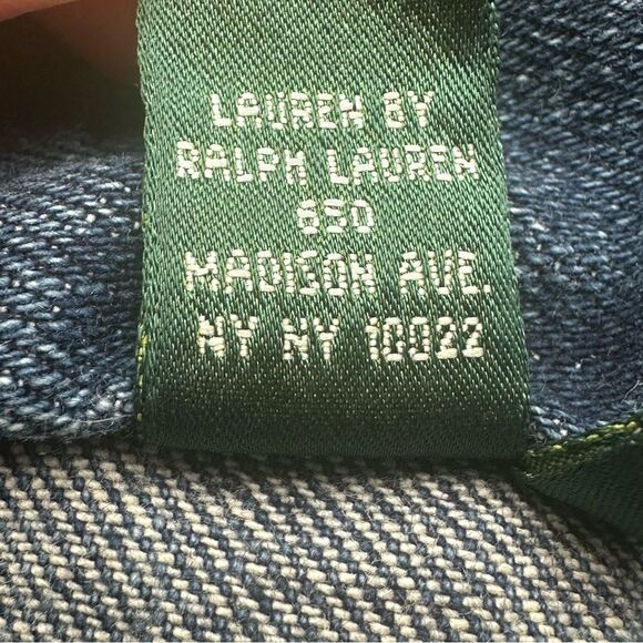 Ralph Lauren Women’s SZ Medium Petite Classic Blue Denim Jean Jacket Casual - Picture 13 of 15